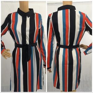 Casual dress, removable belt. Striped. Size Small